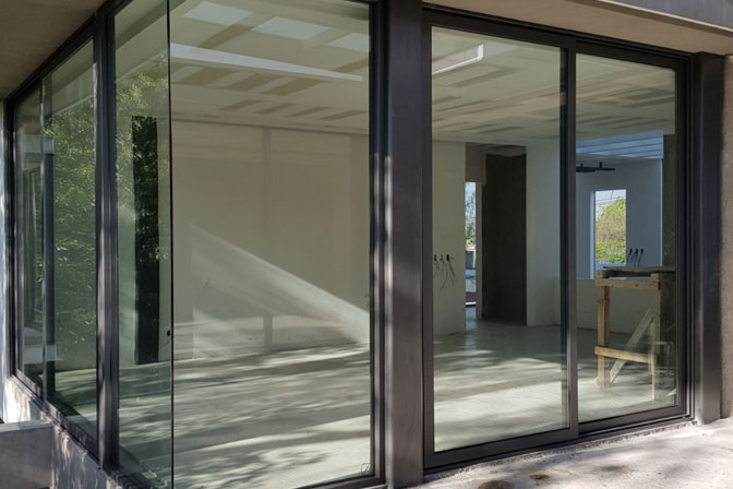 Inovacristal Puertas y Ventanas de Aluminio